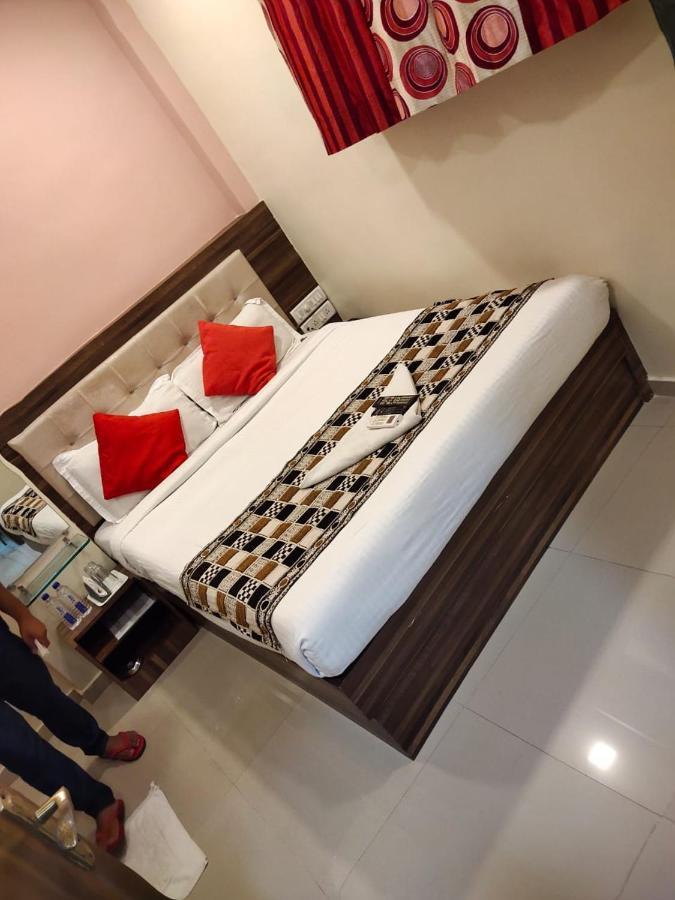 Hotel Golden Galaxy Мумбаї Екстер'єр фото
